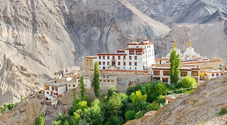 Luxury Hotels in Ladakh