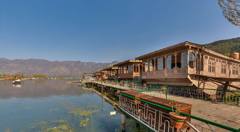 Houseboats In Srinagar