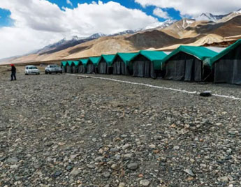 Camps in Pangong Lake