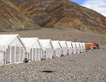 Camps in Pangong Lake