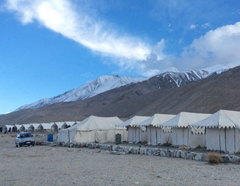 Camps in Pangong Lake