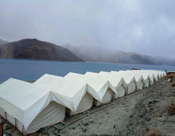 Camps in Pangong Lake