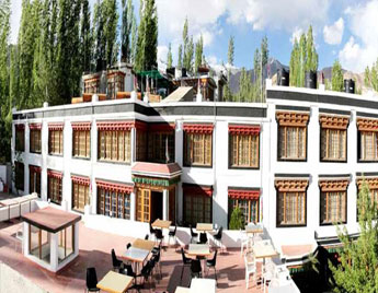 Deluxe Hotels in Ladakh