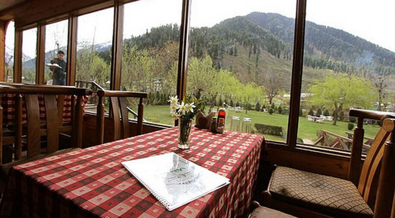 Hotel In Pahalgam