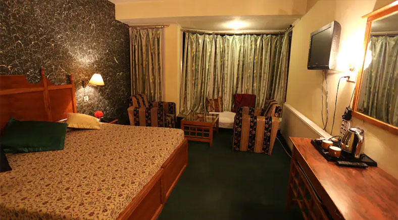 Hotel In Pahalgam