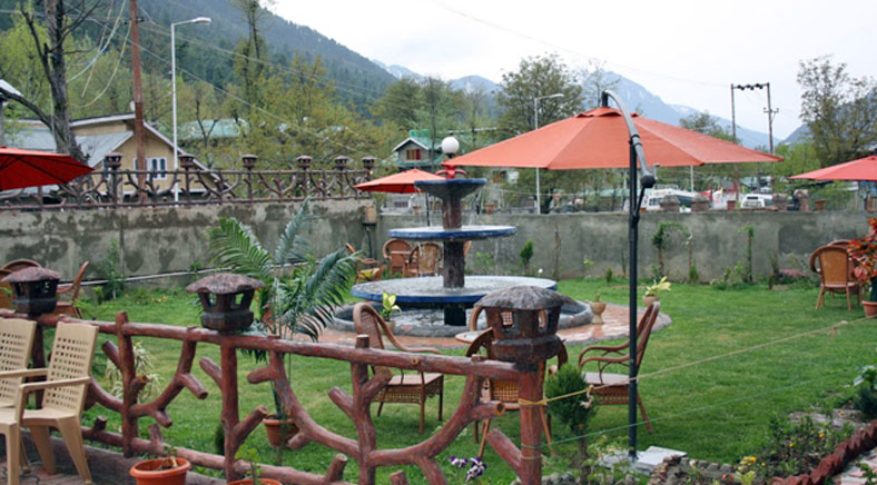 Hotel In Pahalgam