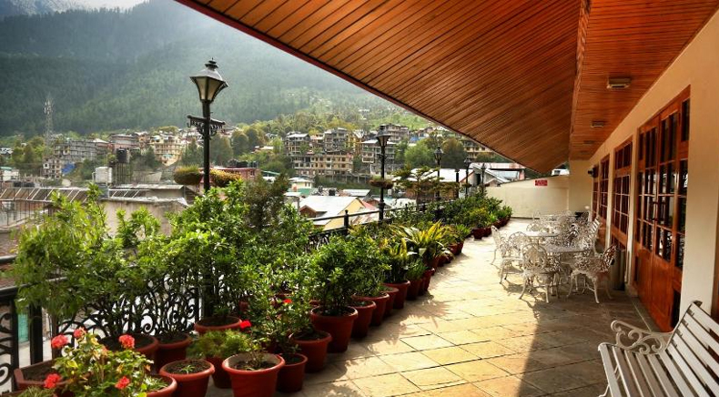 Hotels in Manali