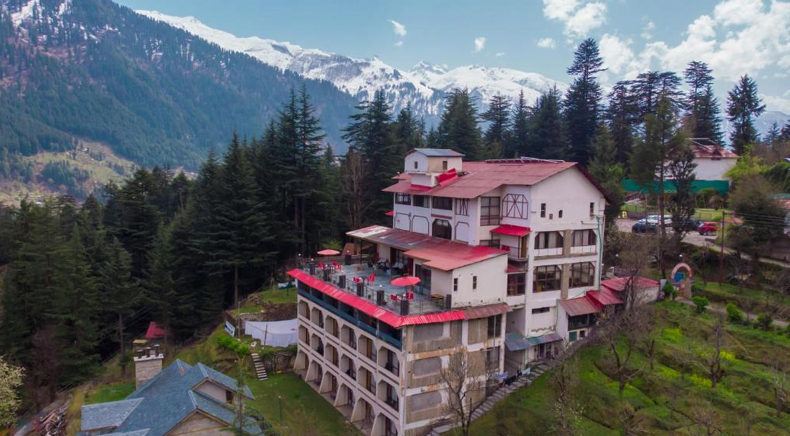 Hotels in Manali