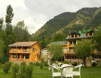 Hotel in Pahaigam