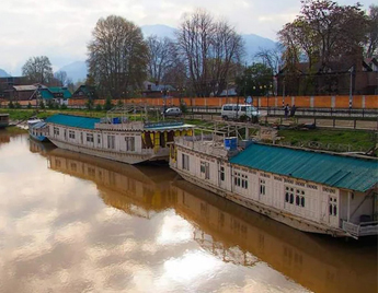 Houseboats In Srinagar