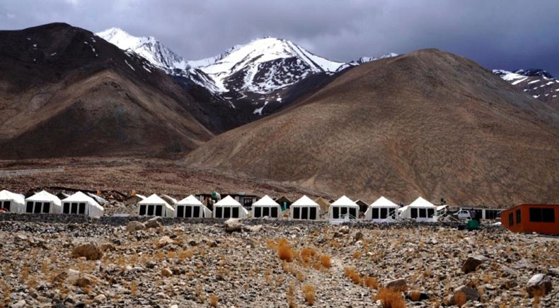 Camps In Pangong -Ladakh