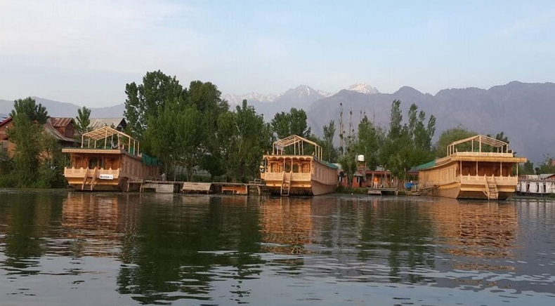 Houseboats In Srinagar