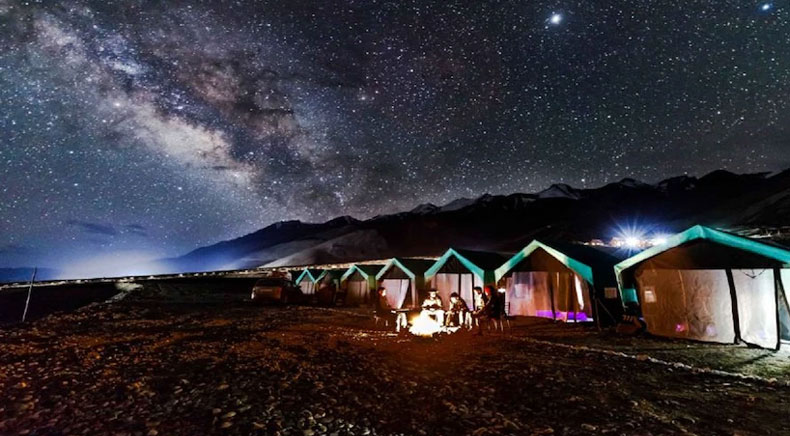 Camps In Pangong -Ladakh