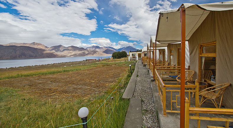 Camps In Pangong -Ladakh