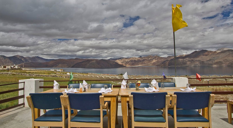 Camps In Pangong -Ladakh