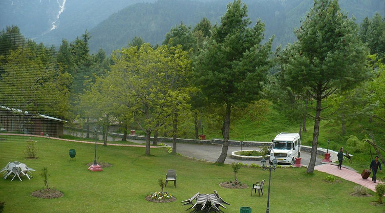 Hotel In Pahalgam