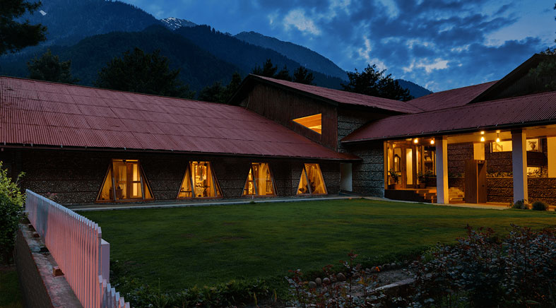 Hotel In Pahalgam